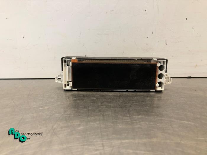 Begagnade Innerdisplay Peugeot Partner Tepee (7A/B/C/D/E/F/G/J/P/S) 1.6 HDiF 90 16V Phase 1 Pris € 10,00 Marginaltabell erbjuds av Autodemontagebedrijf Otte