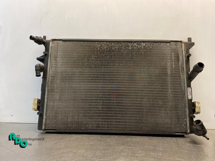 Usagé Radiateur Volkswagen Golf VI (5K1) 1.2 TSI BlueMotion Prix € 25,00 Règlement à la marge proposé par Autodemontagebedrijf Otte