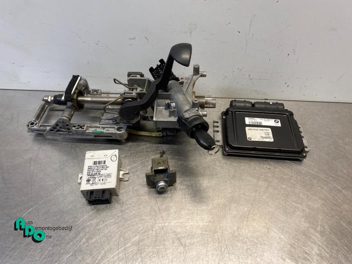 Used Ignition lock + computer BMW Mini (R50/53) 1.6 16V One Price € 150,00 Margin scheme offered by Autodemontagebedrijf Otte