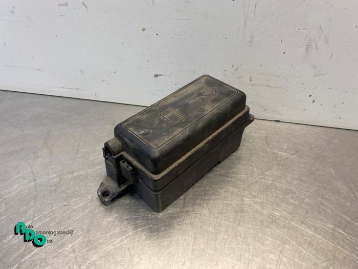 Begagnade Säkringsbox BMW Mini (R50/53) 1.6 16V One Pris € 15,00 Marginaltabell erbjuds av Autodemontagebedrijf Otte