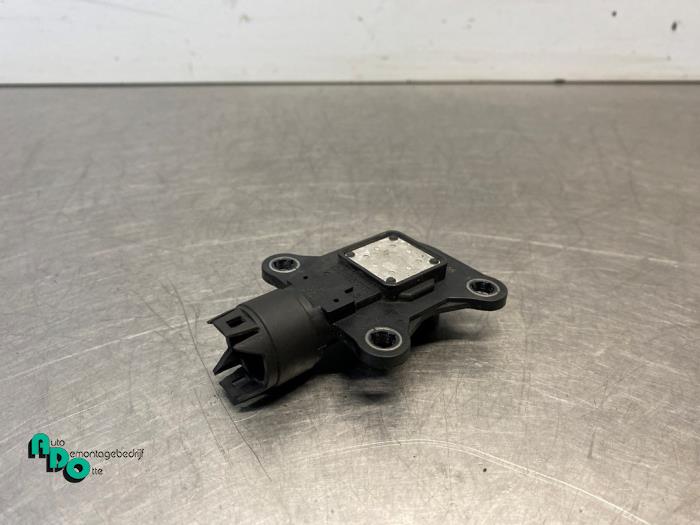 Begagnade Kamaxelsensor Peugeot 208 I (CA/CC/CK/CL) 1.4 16V Pris € 15,00 Marginaltabell erbjuds av Autodemontagebedrijf Otte