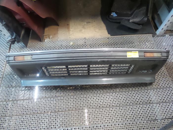 Stoßstange vorne Maserati Biturbo 2.8 430 18V Kat 