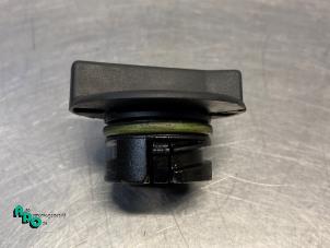 Ölkappe van een Ford Focus 3 Wagon 1.0 Ti-VCT EcoBoost 12V 125 2013