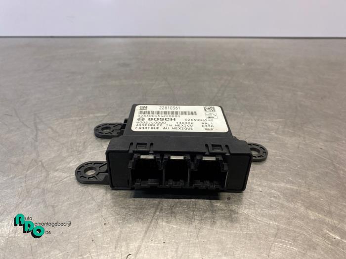 Begagnade PDC-modul Opel Astra J (PC6/PD6/PE6/PF6) 1.4 Turbo 16V Pris € 15,00 Marginaltabell erbjuds av Autodemontagebedrijf Otte