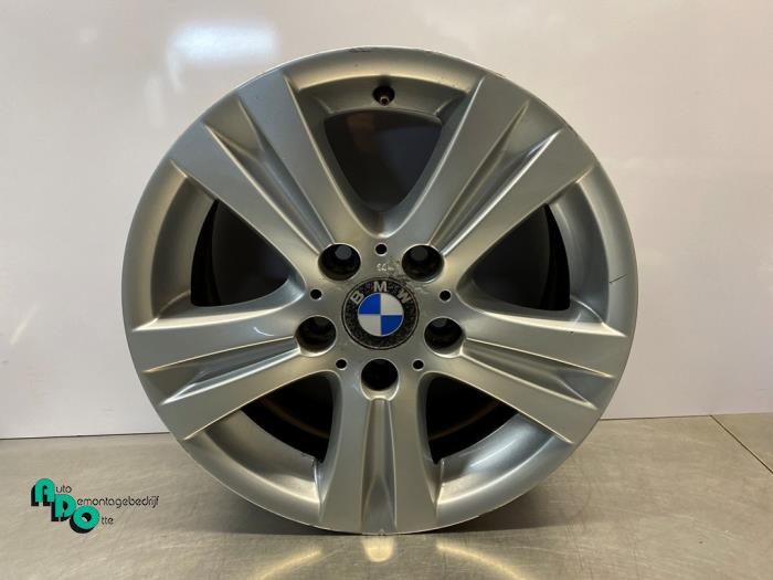 Używane Obrecz BMW 1 serie (E87/87N) 118i 16V Cena € 50,00 Procedura marży oferowane przez Autodemontagebedrijf Otte