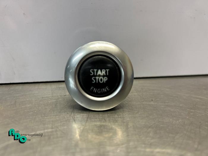 Używane Przelacznik Start/Stop BMW 1 serie (E87/87N) 120i 16V Cena € 10,00 Procedura marży oferowane przez Autodemontagebedrijf Otte