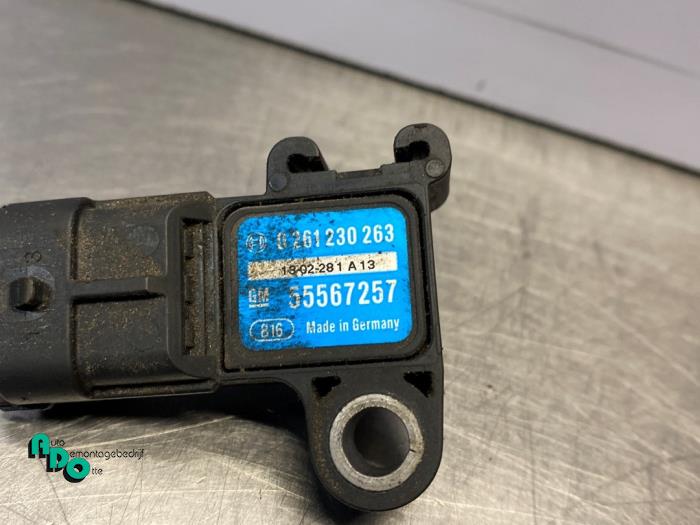 Map Sensor (Einlasskrümmer) van een Opel Astra J (PC6/PD6/PE6/PF6) 1.4 Turbo 16V 2013