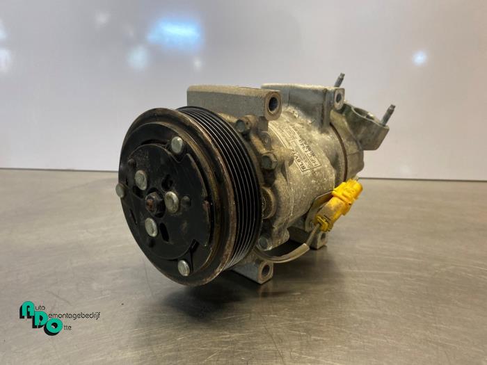 Usagé Pompe clim Peugeot 1007 (KM) 1.6 GTI,Gentry 16V Prix € 25,00 Règlement à la marge proposé par Autodemontagebedrijf Otte