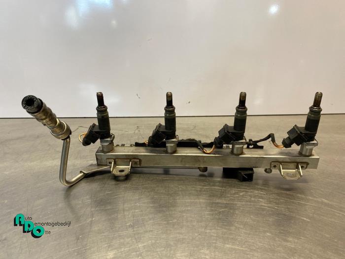Usagé Système d'injection BMW 3 serie (E90) 318i 16V Prix € 25,00 Règlement à la marge proposé par Autodemontagebedrijf Otte