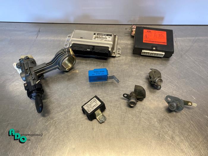 Used Ignition lock + computer Kia Picanto (BA) 1.1 12V Price € 125,00 Margin scheme offered by Autodemontagebedrijf Otte