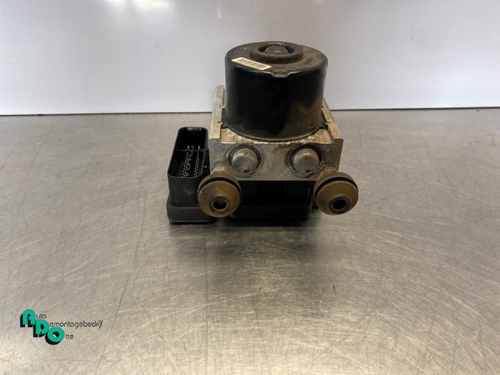 Usagé Pompe ABS Chevrolet Matiz (M200) 0.8 S,SE Prix € 75,00 Règlement à la marge proposé par Autodemontagebedrijf Otte