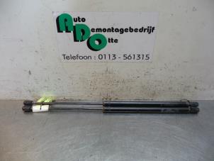 Used Set of tailgate gas struts Fiat Seicento (187) 1.1 SPI Hobby,Young Price € 25,00 Margin scheme offered by Autodemontagebedrijf Otte