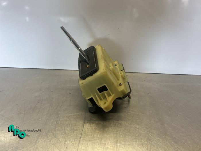 Gear shifter