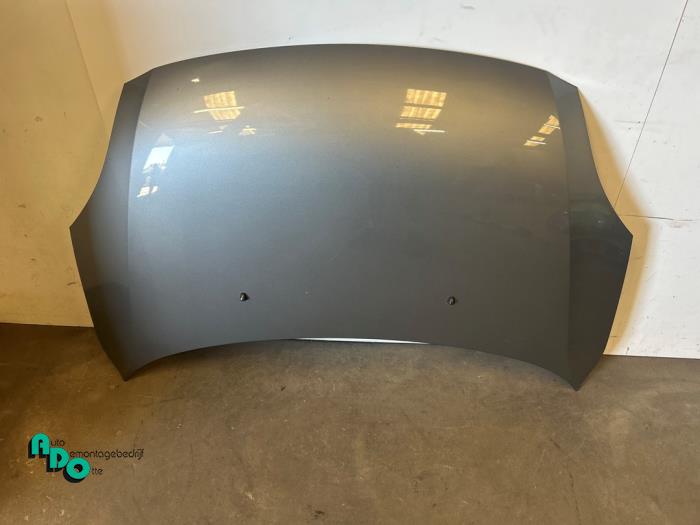 Używane Maska Suzuki Swift (ZA/ZC/ZD1/2/3/9) 1.3 VVT 16V Cena € 70,00 Procedura marży oferowane przez Autodemontagebedrijf Otte