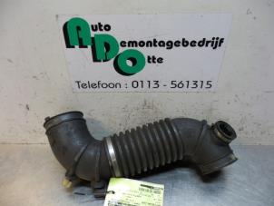 Used Air intake hose Volvo S40 (VS) 1.8 16V Price € 30,00 Margin scheme offered by Autodemontagebedrijf Otte