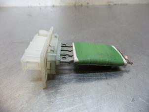 Used Heater resistor Landrover Freelander Hard Top 2.5 V-6 Price € 25,00 Margin scheme offered by Autodemontagebedrijf Otte