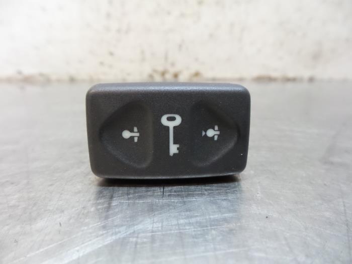 Central locking switch button