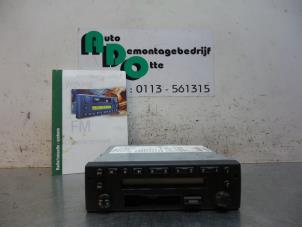 Used Radio/cassette player Landrover Freelander Hard Top 2.5 V-6 Price € 50,00 Margin scheme offered by Autodemontagebedrijf Otte