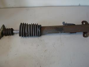 Used Front shock absorber rod, right Mercedes E (C124) 2.3 230 CE Price € 40,00 Margin scheme offered by Autodemontagebedrijf Otte