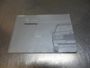 Used Instruction Booklet Mercedes 190 (W201) 2.0 Kat. Price € 20,00 Margin scheme offered by Autodemontagebedrijf Otte