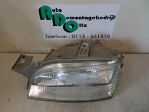 Used Headlight, left Fiat Punto I (176) 75,Selecta 1.2 Fire MPI Price € 25,00 Margin scheme offered by Autodemontagebedrijf Otte