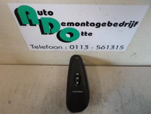 Used Electric window switch Hyundai Coupe 2.0i F,FX 16V Price € 15,00 Margin scheme offered by Autodemontagebedrijf Otte