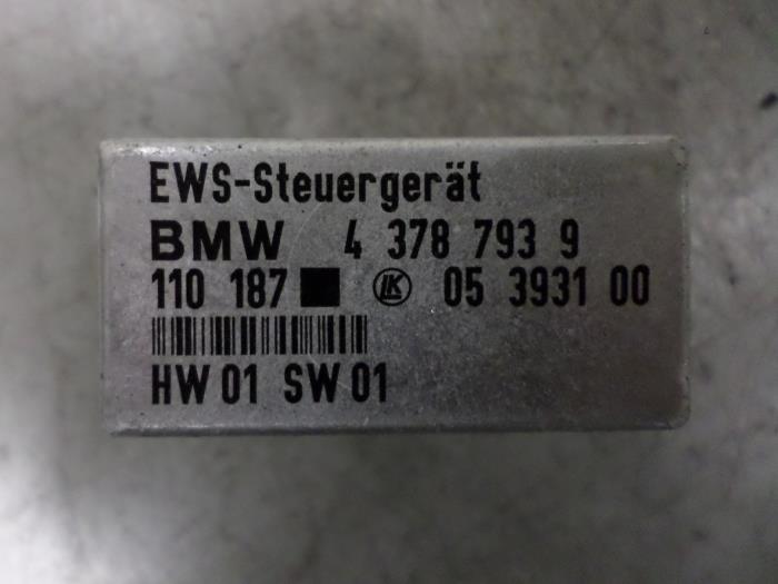 Begagnade Relä BMW 3 serie (E36/2) 328i 24V Pris € 35,00 Marginaltabell erbjuds av Autodemontagebedrijf Otte