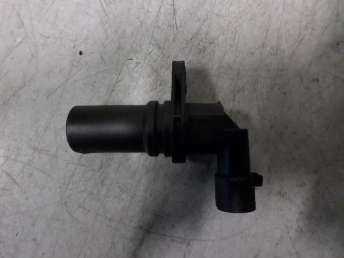 Begagnade Vevaxelsensor Opel Combo (Corsa C) 1.3 CDTI 16V Pris € 25,00 Marginaltabell erbjuds av Autodemontagebedrijf Otte
