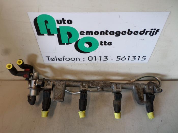 Usagé Système d'injection Ford Ka I 1.3i Prix € 30,00 Règlement à la marge proposé par Autodemontagebedrijf Otte