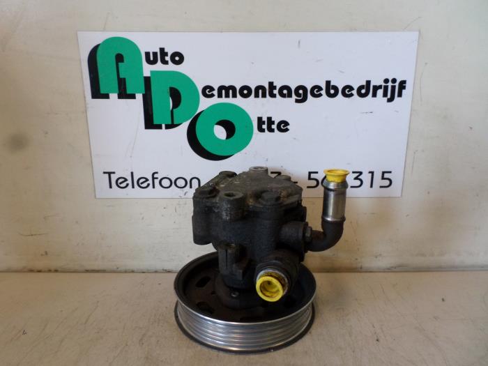 Usagé Pompe de direction Volkswagen Golf IV (1J1) 1.9 TDI 115 Prix € 15,00 Règlement à la marge proposé par Autodemontagebedrijf Otte