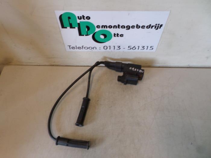 Usagé Bobine Renault Clio II (BB/CB) 1.4 Prix € 15,00 Règlement à la marge proposé par Autodemontagebedrijf Otte