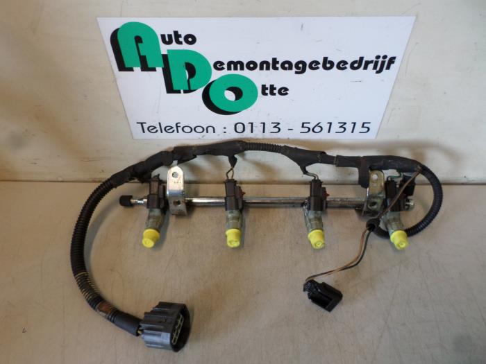 Usagé Système d'injection Chrysler PT Cruiser 2.0 16V Prix € 100,00 Règlement à la marge proposé par Autodemontagebedrijf Otte