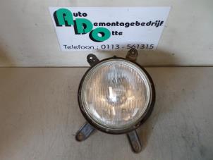 Used Headlight, right Nissan Patrol GR (Y60) 2.8 GR TD Price € 25,00 Margin scheme offered by Autodemontagebedrijf Otte