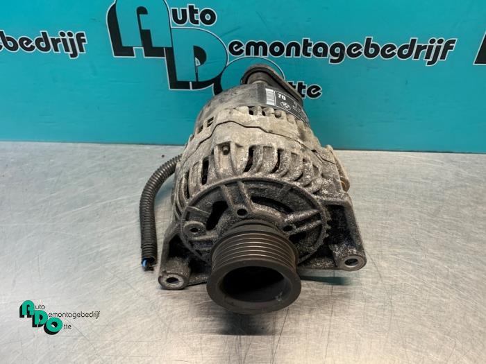 Begagnade Dynamo BMW 3 serie (E36/4) 318i Pris € 25,00 Marginaltabell erbjuds av Autodemontagebedrijf Otte