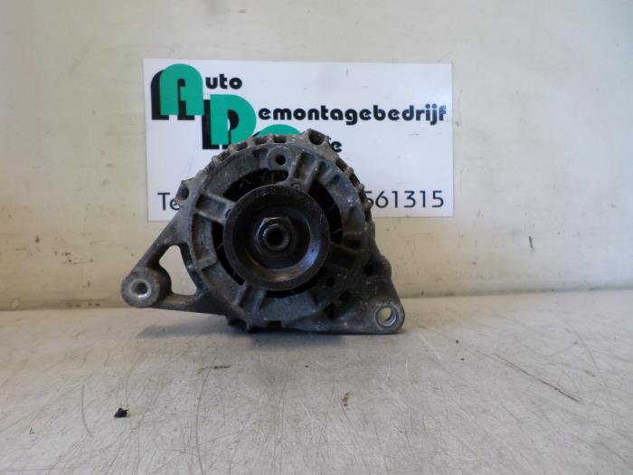 Usagé Dynamo Audi A4 (B5) 1.8 20V Prix € 30,00 Règlement à la marge proposé par Autodemontagebedrijf Otte