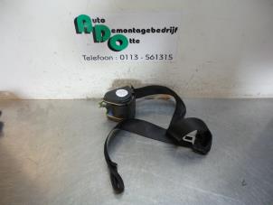 Used Front seatbelt, left BMW 3 serie Compact (E46/5) 316ti 16V Price € 30,00 Margin scheme offered by Autodemontagebedrijf Otte