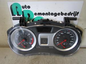 Used Instrument panel Renault Clio III (BR/CR) 1.5 dCi 85 Price € 25,00 Margin scheme offered by Autodemontagebedrijf Otte