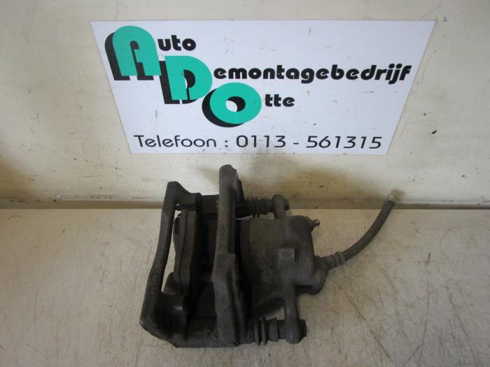 Gebrauchte Bremszange links vorne Renault Clio III (BR/CR) 1.5 dCi 85 Preis € 10,00 Margenregelung angeboten von Autodemontagebedrijf Otte