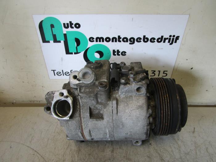 Usagé Compresseur de clim BMW 3 serie (E46/4) 320i 24V Prix € 25,00 Règlement à la marge proposé par Autodemontagebedrijf Otte