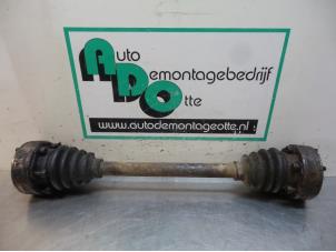 Used Drive shaft, rear right Volkswagen Transporter Price € 40,00 Margin scheme offered by Autodemontagebedrijf Otte