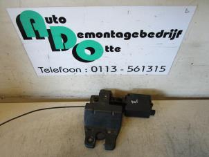 Used Tailgate lock stop BMW 5 serie Touring (E39) 530d 24V Price € 25,00 Margin scheme offered by Autodemontagebedrijf Otte