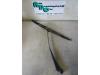 Front wiper arm from a BMW 3 serie Touring (E30/5), 1987 / 1994 318i, Combi/o, Petrol, 1.796cc, 83kW (113pk), RWD, M40B18; 184E1, 1989-04 / 1994-06, AG71; AG81 1993