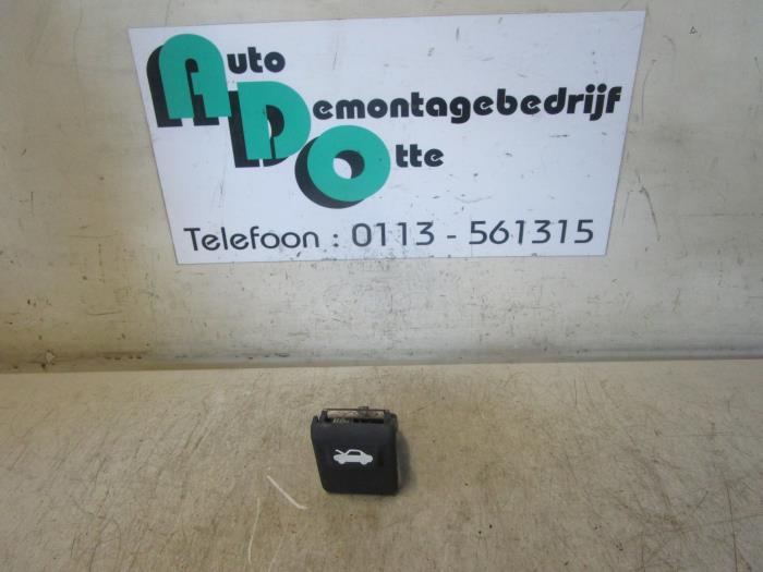 Usagé Divers Hyundai Getz 1.3i 12V Prix € 10,00 Règlement à la marge proposé par Autodemontagebedrijf Otte