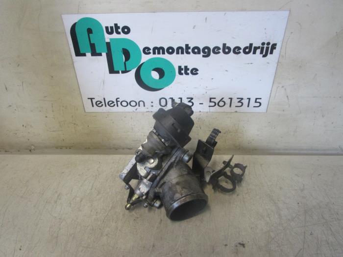 Gebrauchte Drosselklappengehäuse Alfa Romeo GT (937) 1.9 JTD 16V Multijet Preis € 75,00 Margenregelung angeboten von Autodemontagebedrijf Otte