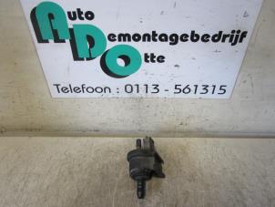 Used Vacuum valve Opel Corsa C (F08/68) 1.0 12V Price € 10,00 Margin scheme offered by Autodemontagebedrijf Otte