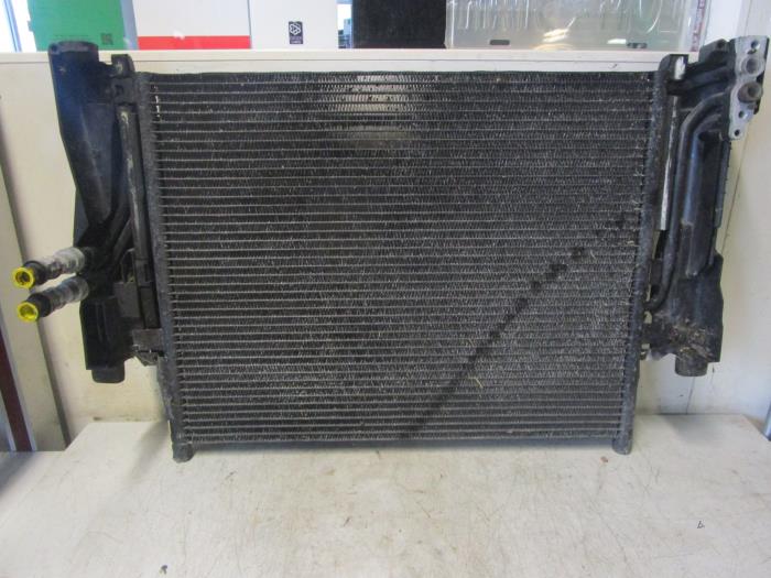 Gebrauchte Klima Kondensor BMW 3 serie Touring (E46/3) 318i Preis € 40,00 Margenregelung angeboten von Autodemontagebedrijf Otte