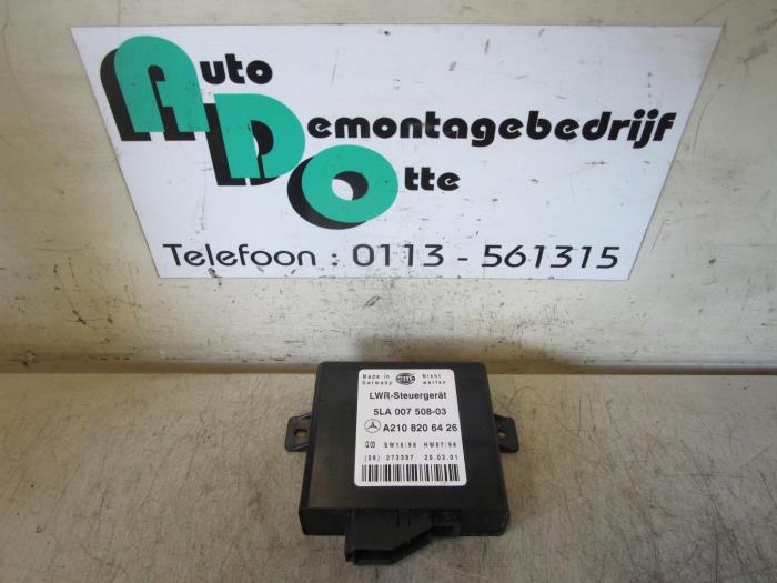 Usagé Ordinateur divers Mercedes E (W210) 3.2 E-320 CDI 24V Prix € 50,00 Règlement à la marge proposé par Autodemontagebedrijf Otte