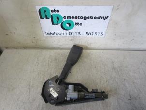 Used Seatbelt tensioner, right BMW 5 serie Touring (E39) 523i 24V Price € 20,00 Margin scheme offered by Autodemontagebedrijf Otte