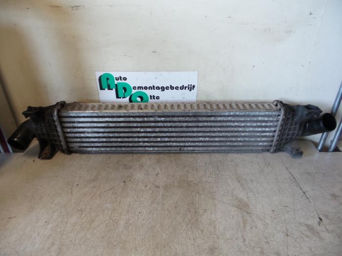 Usados Intercooler Ford Focus 2 Wagon 1.6 TDCi 16V 110 Precio € 30,00 Norma de margen ofrecido por Autodemontagebedrijf Otte