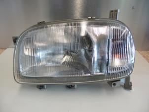 Used Headlight, left Nissan Micra (K11) 1.0 L,LX 16V Price € 25,00 Margin scheme offered by Autodemontagebedrijf Otte
